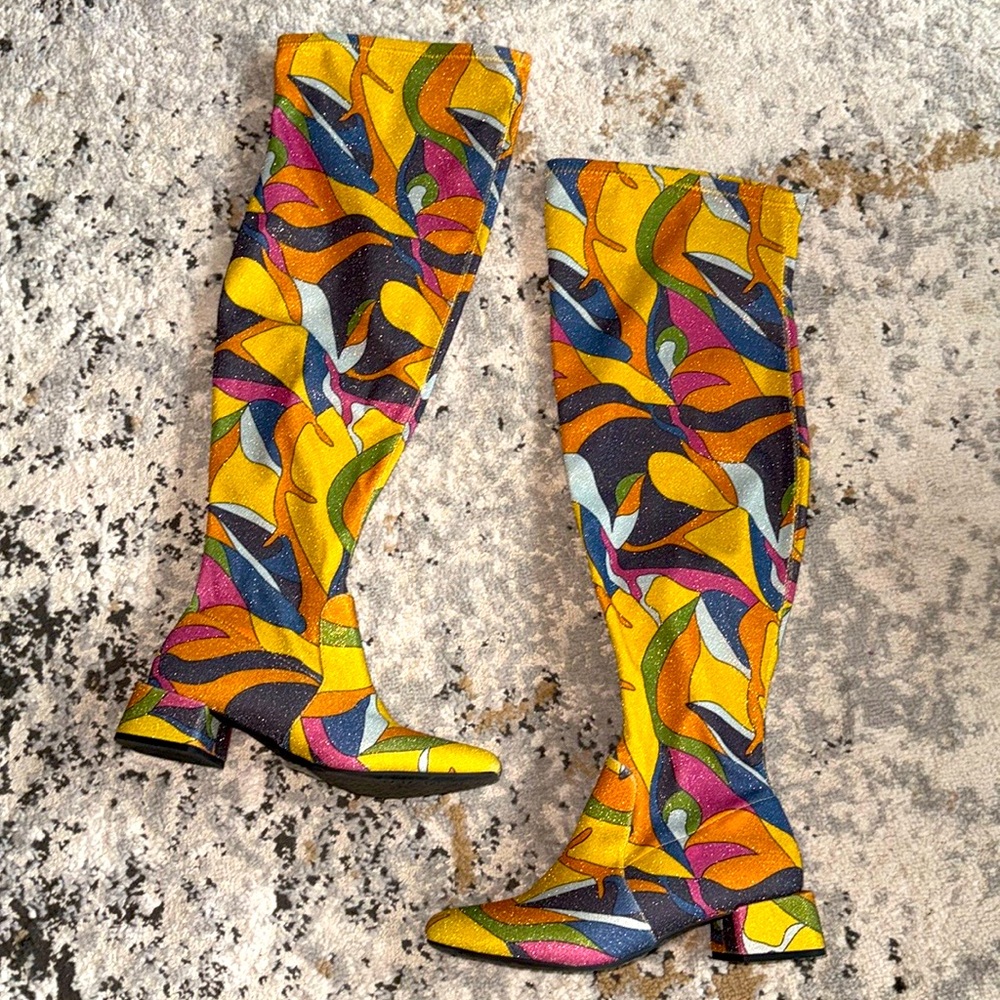 Over the knee Retro print boots